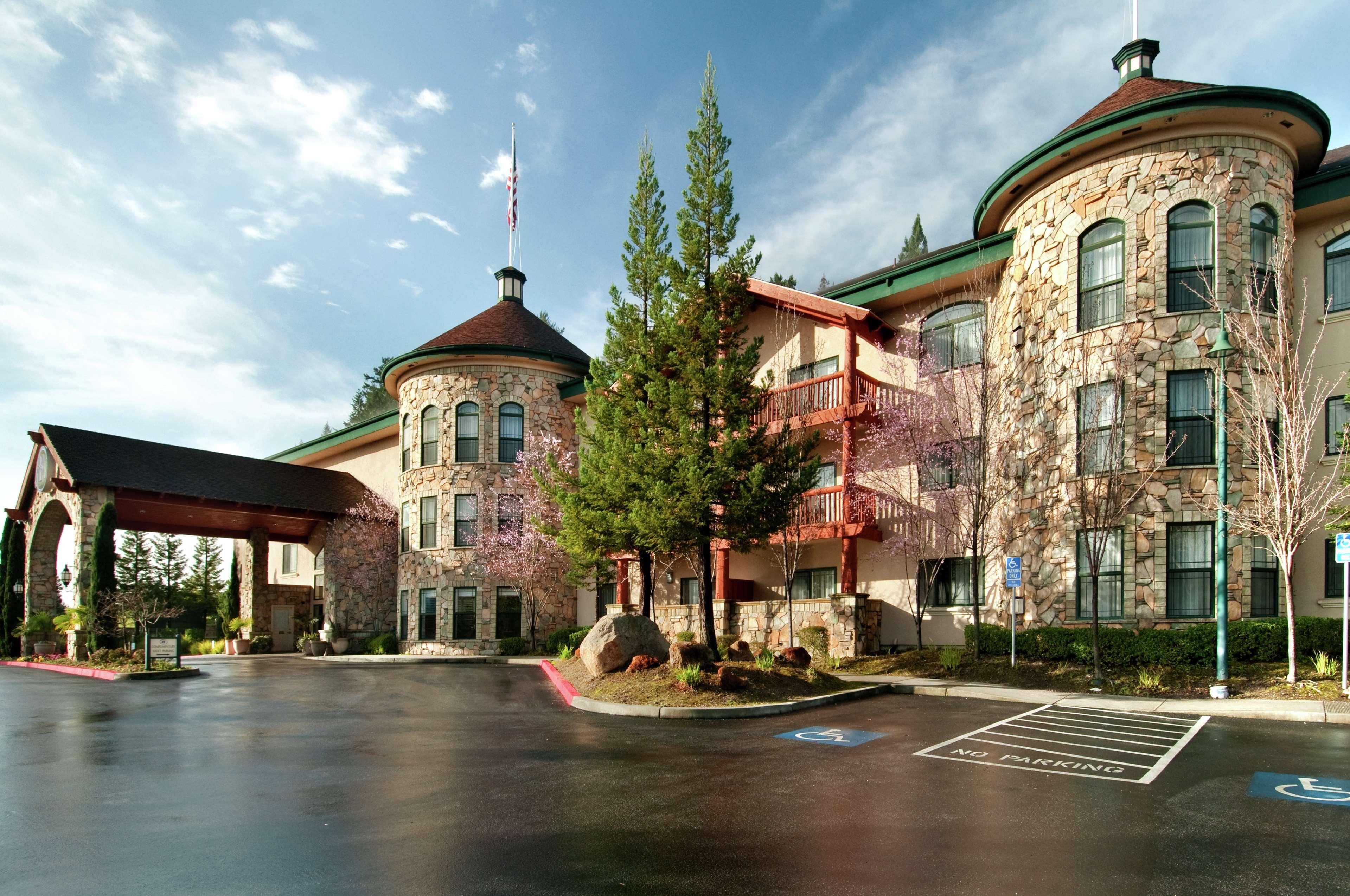 Hilton Santa Cruz/Scotts Valley Hotel Exterior photo