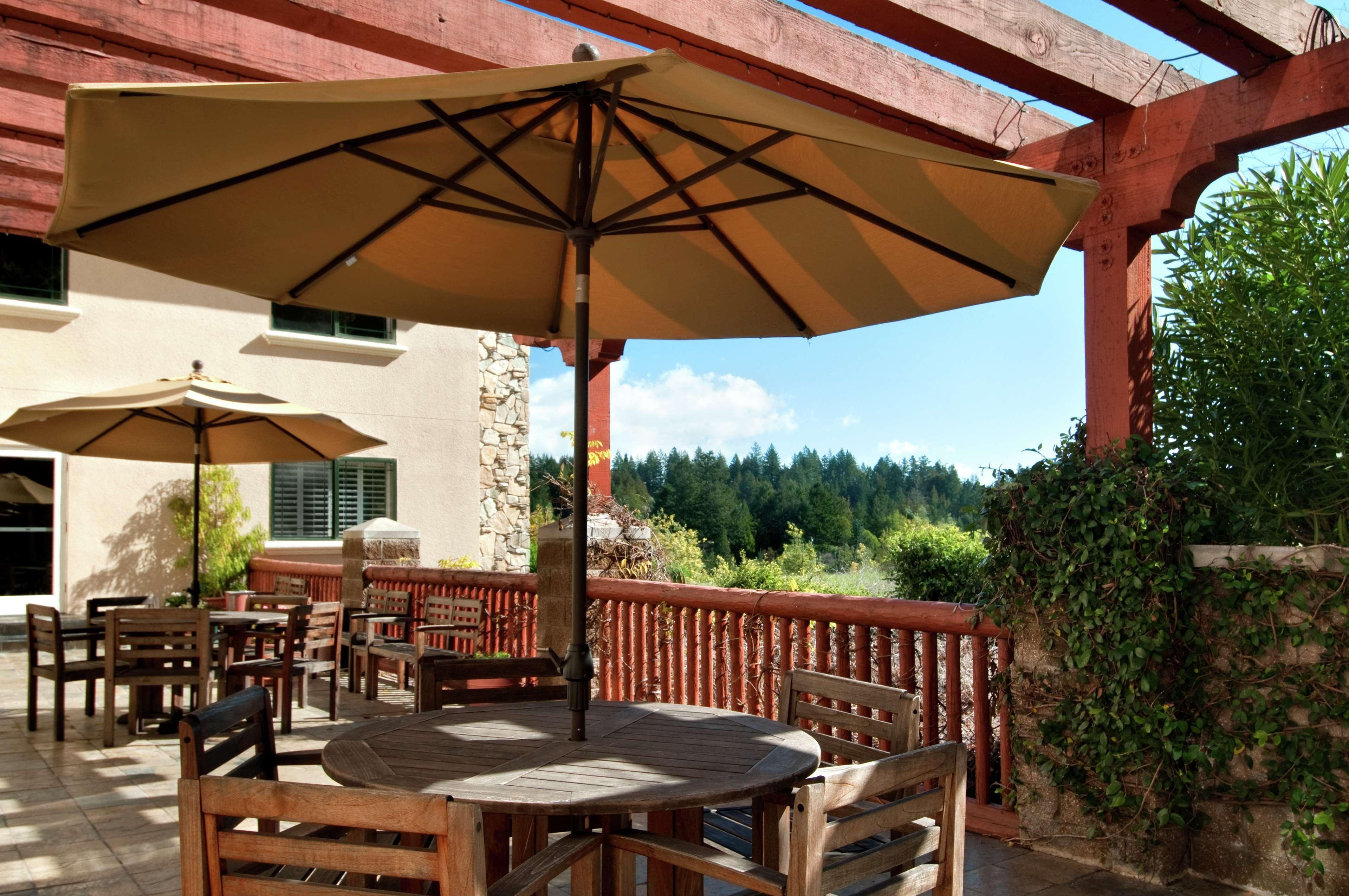 Hilton Santa Cruz/Scotts Valley Hotel Restaurant photo